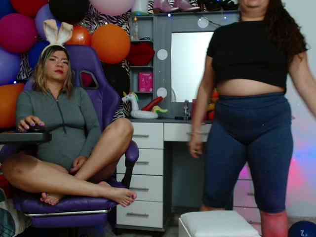 girls-kinky