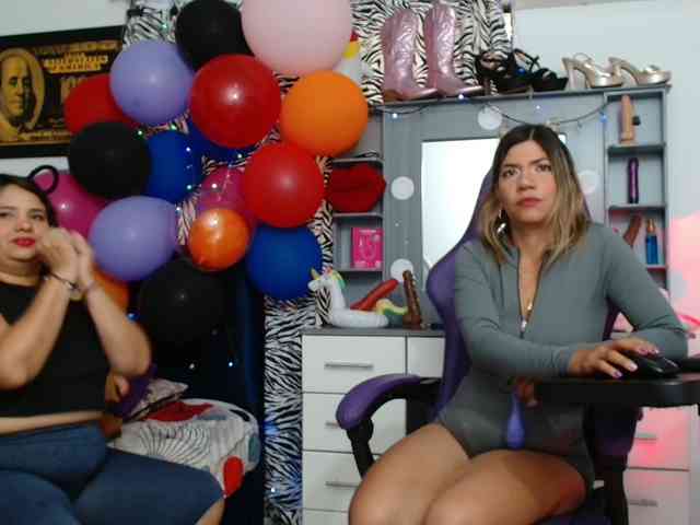 girls-kinky
