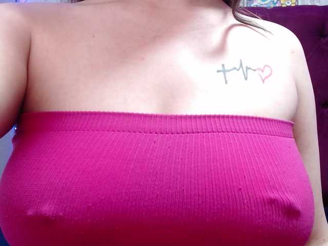 selenabustamante live cam on BongaCams