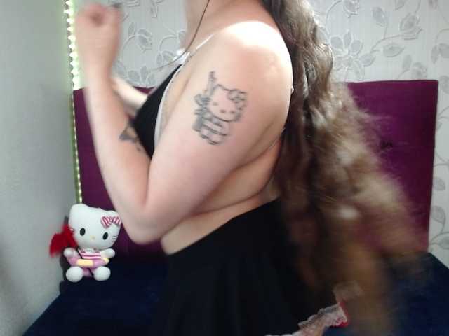 selenabustamante live cam on BongaCams