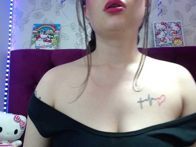 selenabustamante live cam on BongaCams