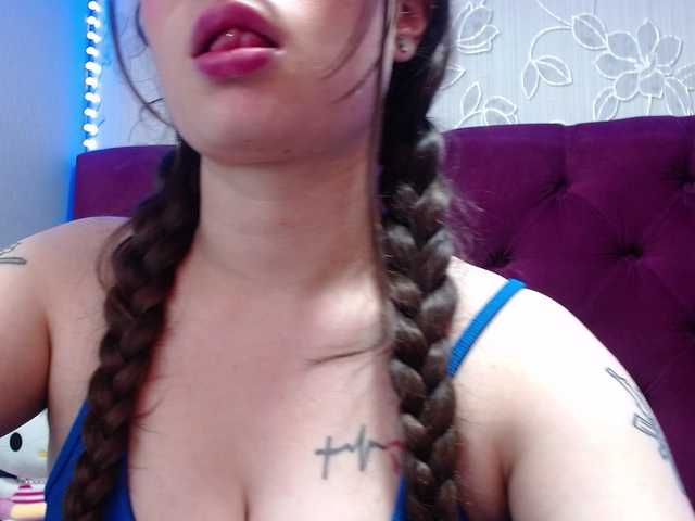 selenabustamante live webcam show