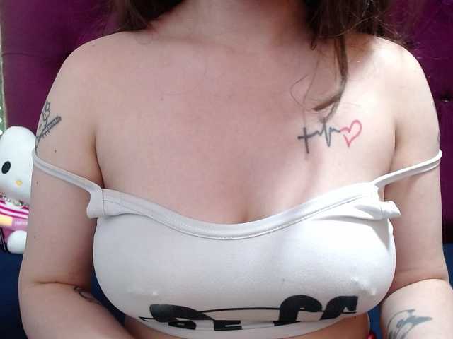 selenabustamante live cam on BongaCams
