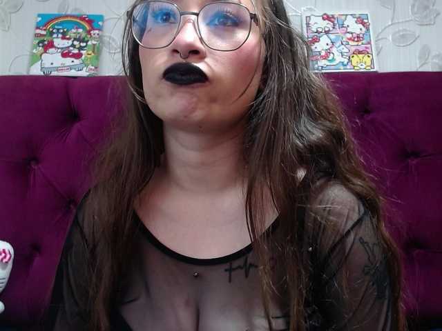selenabustamante live cam on BongaCams