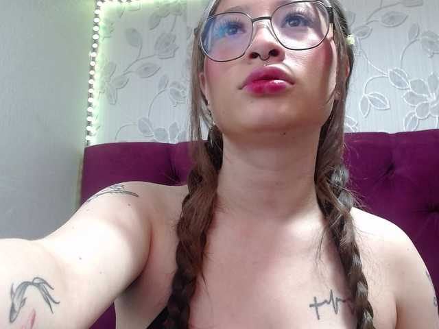 selenabustamante Live Cam on BongaCams