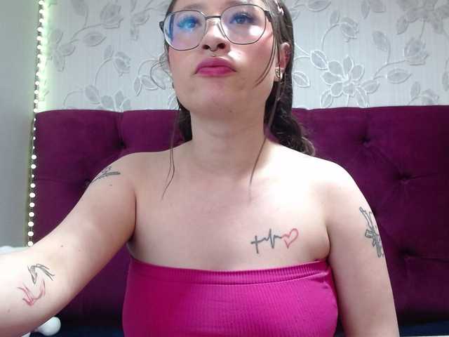 selenabustamante live cam on BongaCams