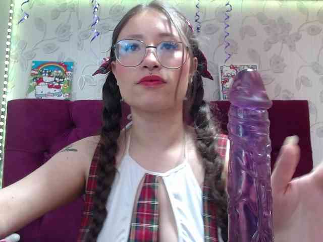 Selenabustamante - Girl 