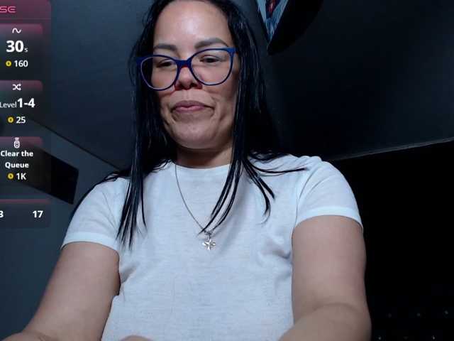 sofia-lopez70 live cam on BongaCams