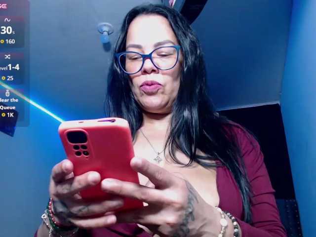 sofia-lopez70 live cam on BongaCams