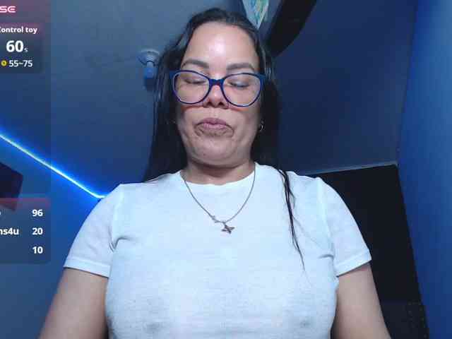 sofia-lopez70 webcam