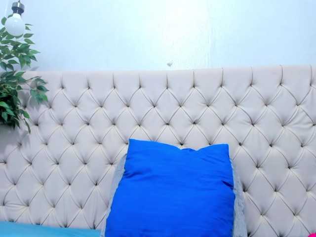Anggie-Miller live cam on BongaCams