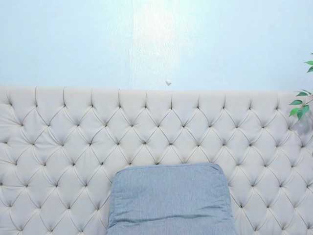 Anggie-Miller live cam preview