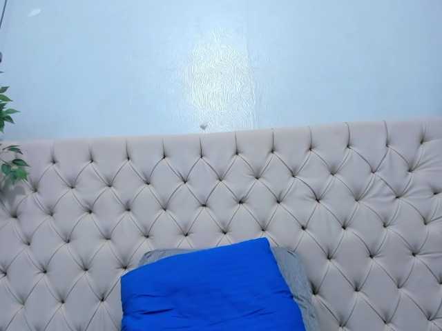 Anggie-Miller live cam on BongaCams