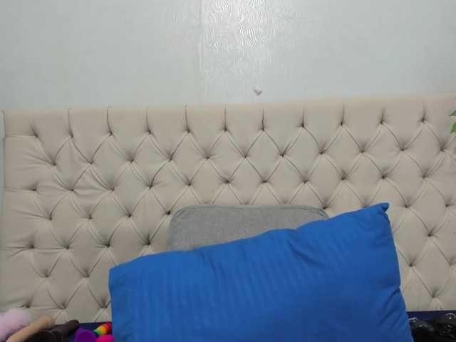 Anggie-Miller live cam on BongaCams