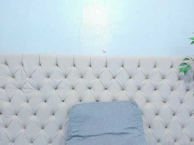 Anggie-Miller live cam preview