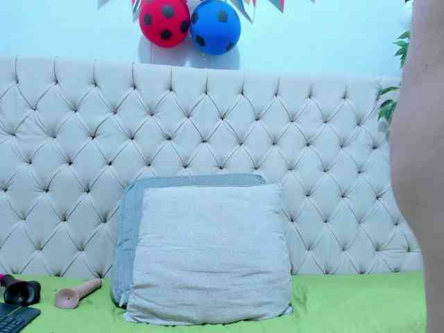 Anggie-Miller webcam