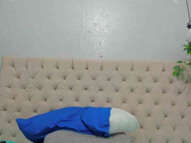 Anggie-Miller webcam