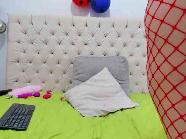 Anggie-Miller webcam