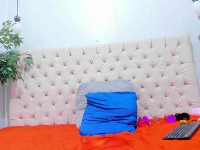 Anggie-Miller webcam