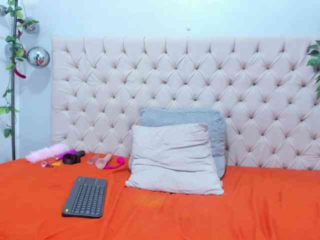 Anggie-Miller webcam