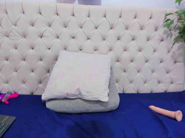 Anggie-Miller webcam