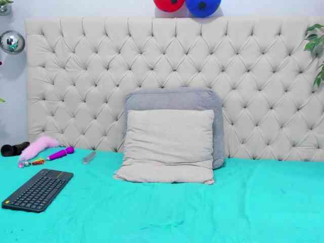 Anggie-Miller Sex Cam Show