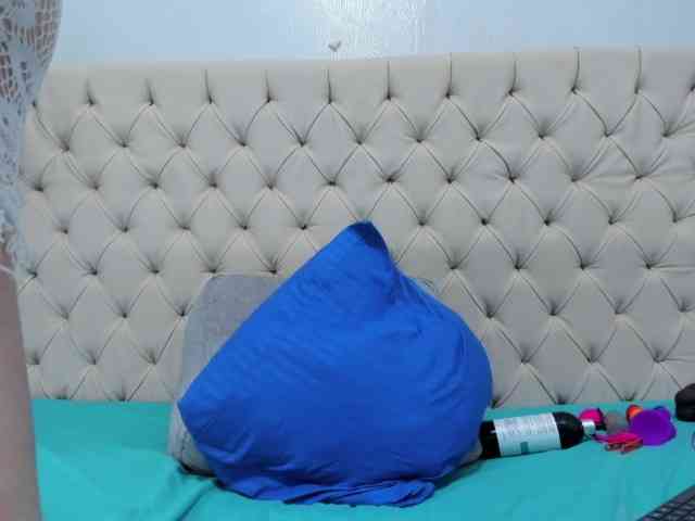 Anggie-Miller webcam