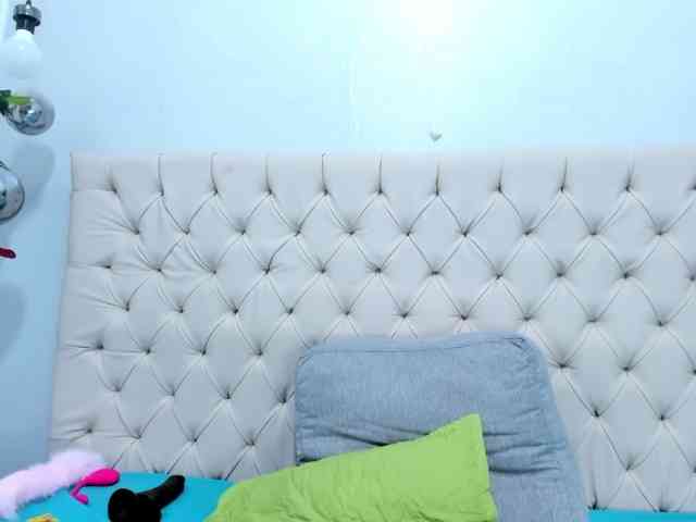Anggie-Miller webcam