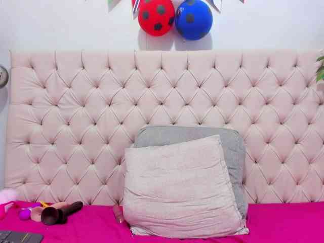 Anggie-Miller webcam