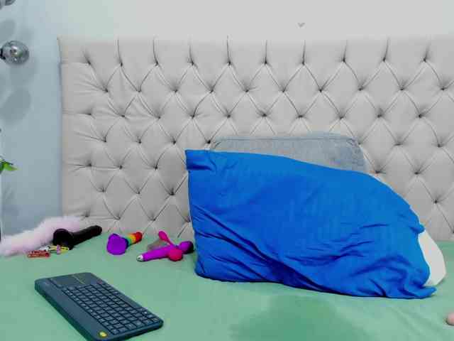 Anggie-Miller webcam