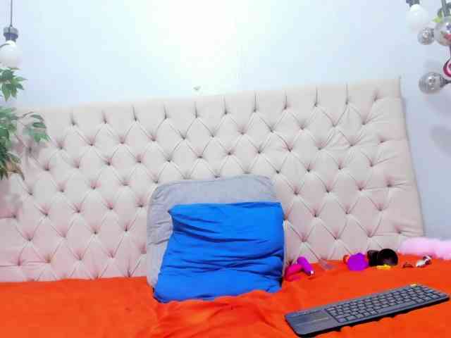 Anggie-Miller webcam