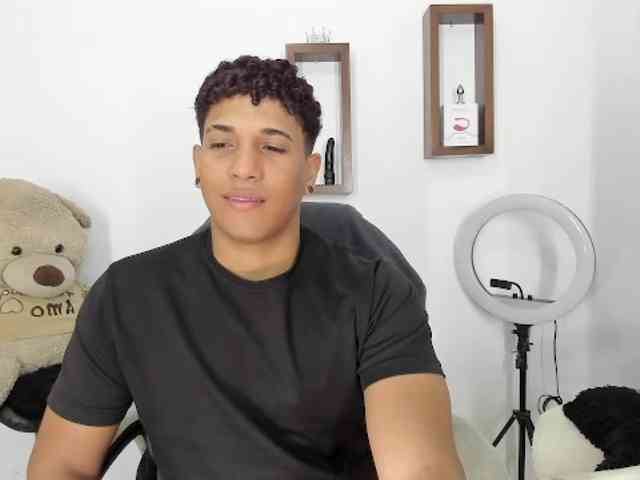 yoximanuelprime Sex Cam Show
