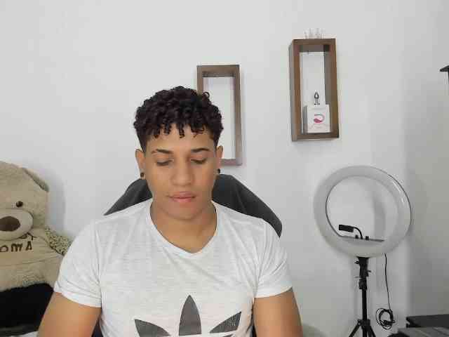 yoximanuelprime Sex Cam Show