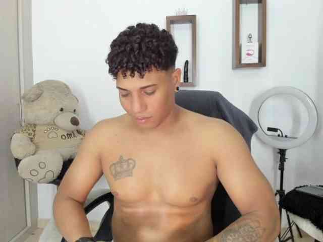 yoximanuelprime Sex Cam Show