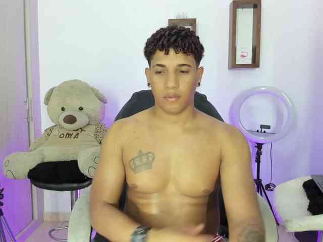 yoximanuelprime Live Webcam on BongaCams