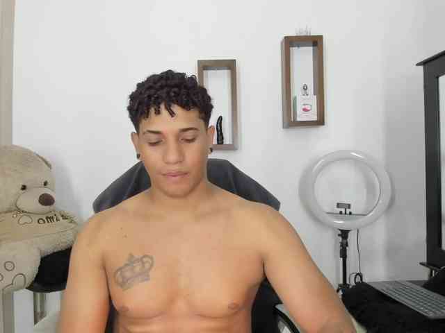 yoximanuelprime Sex Cam Show