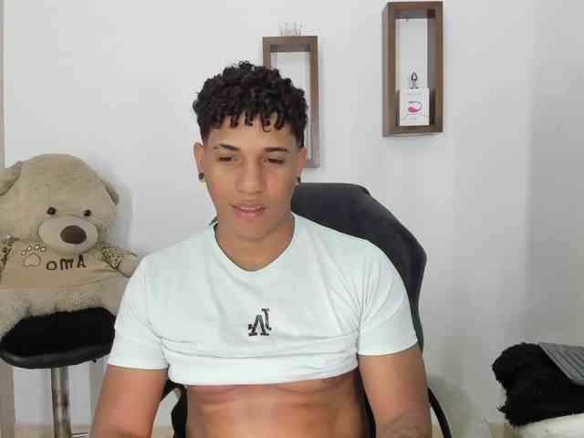yoximanuelprime Sex Cam Show