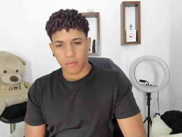 yoximanuelprime Sex Cam Show