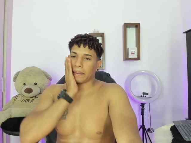 yoximanuelprime Live Webcam on BongaCams