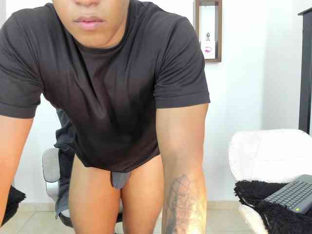 yoximanuelprime Sex Cam Show