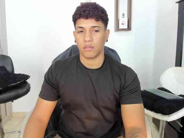 yoximanuelprime Sex Cam Show