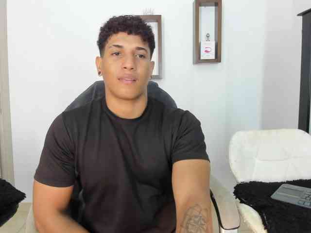 yoximanuelprime Sex Cam Show