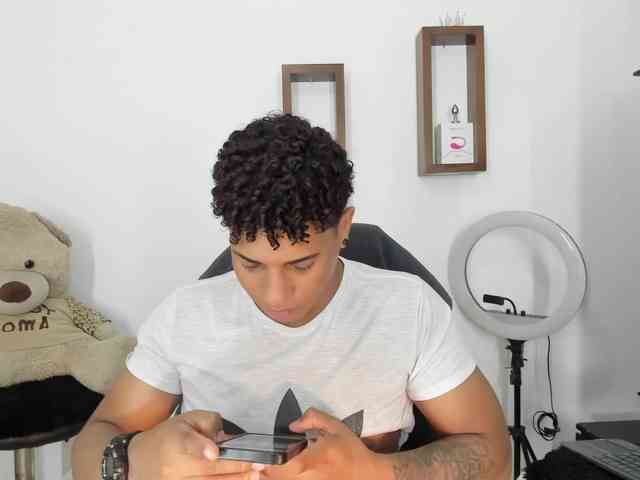 yoximanuelprime Sex Cam Show