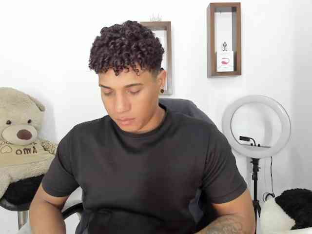 yoximanuelprime Sex Cam Show
