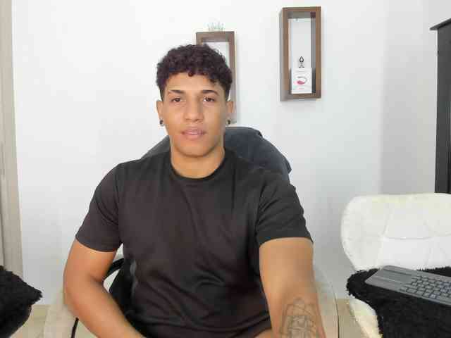 yoximanuelprime Sex Cam Show