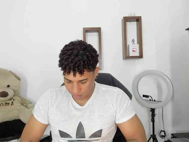 yoximanuelprime Sex Cam Show