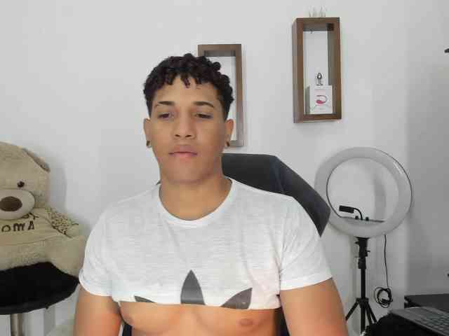 yoximanuelprime Sex Cam Show