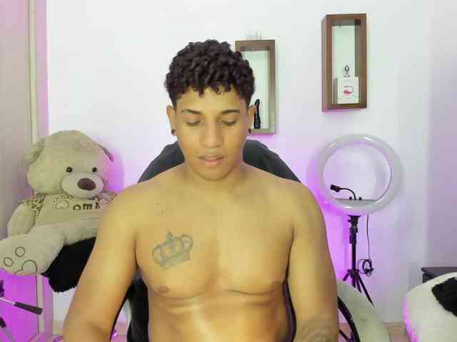 yoximanuelprime Sex Cam Show