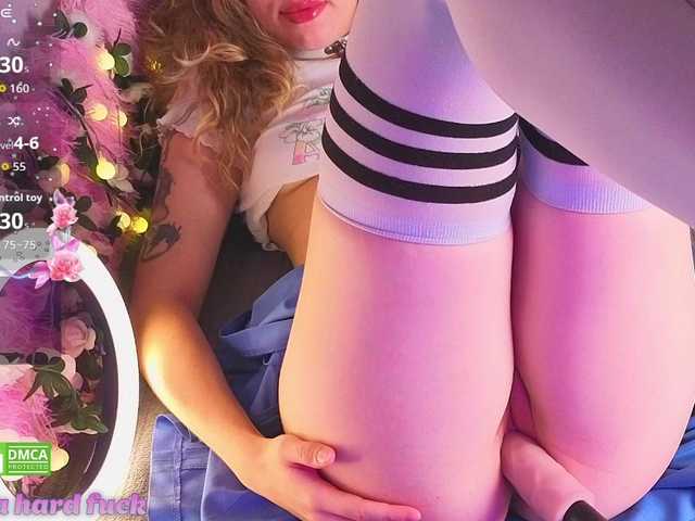 Page-Lewis live cam on BongaCams