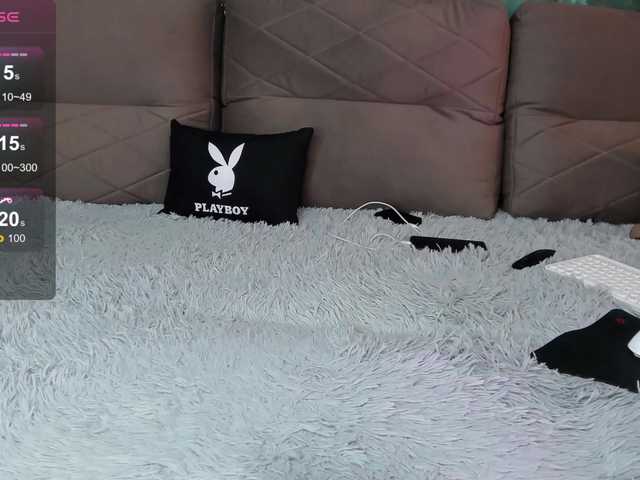  -Kitten-Meow- chat room